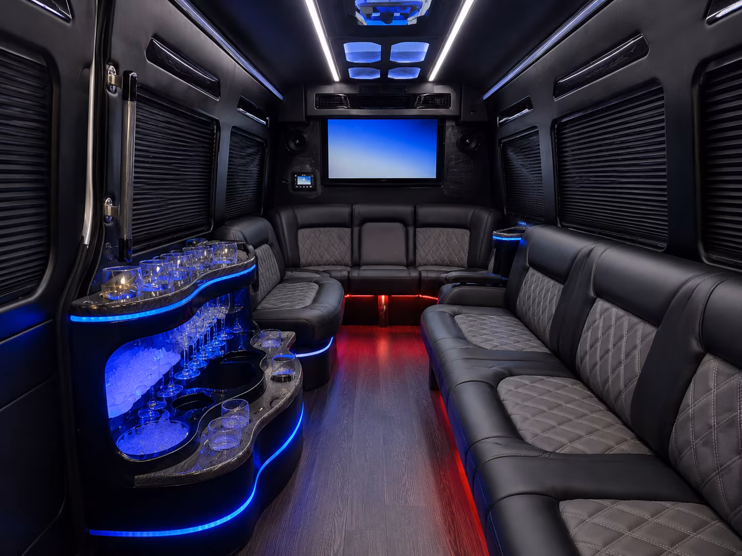 bus rental options for glendale trips