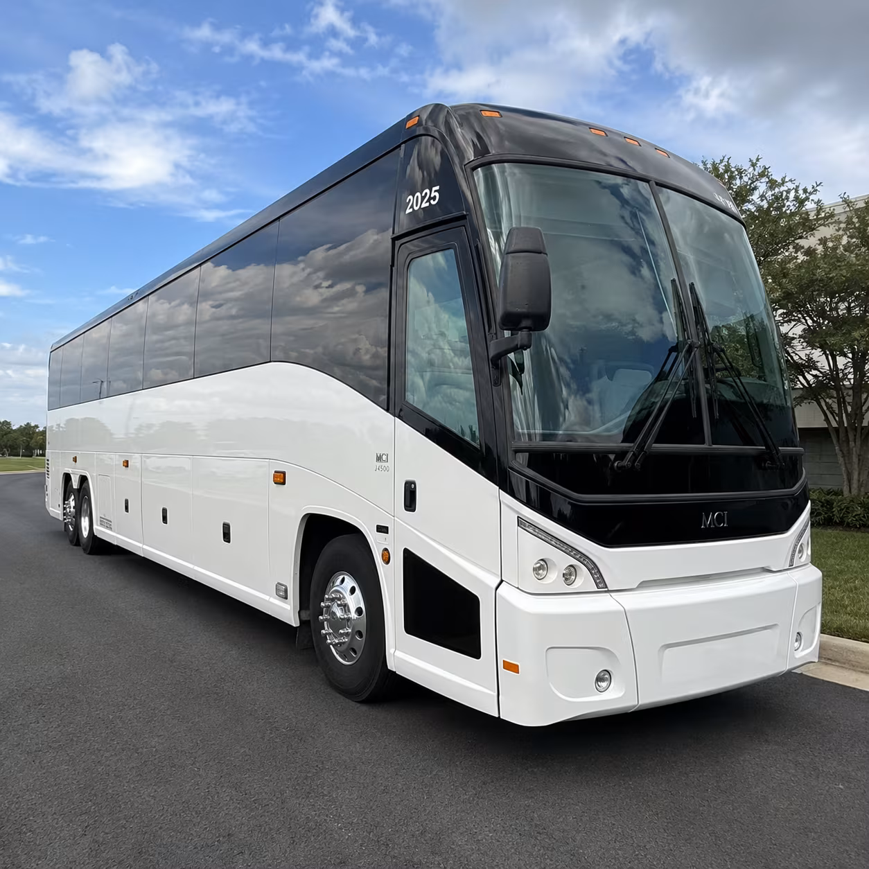 cardinals game day buses to state farm stadium